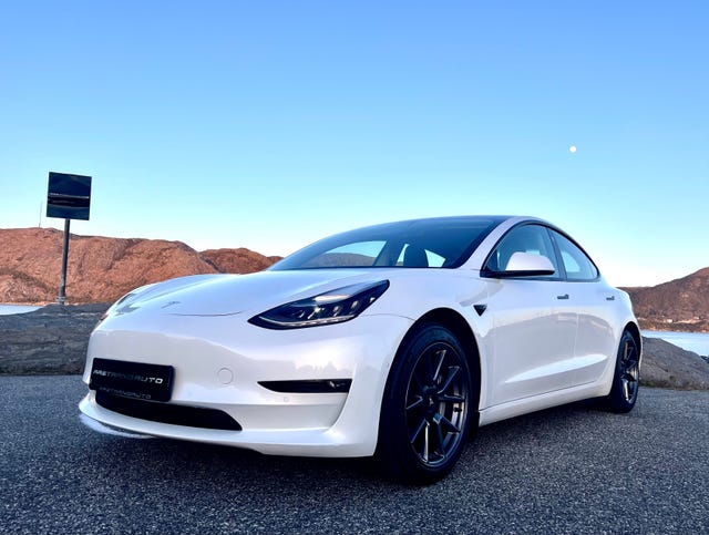 5YJ3E7EB3MF831159 2021 TESLA MODEL 3-1