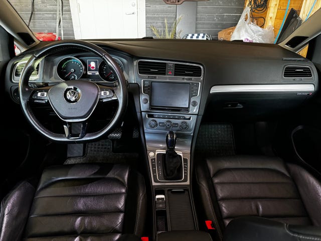 2015 VOLKSWAGEN GOLF - 15