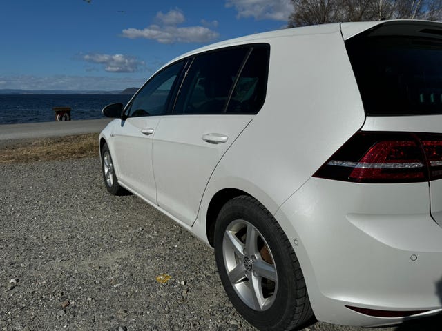 2015 VOLKSWAGEN GOLF - 8