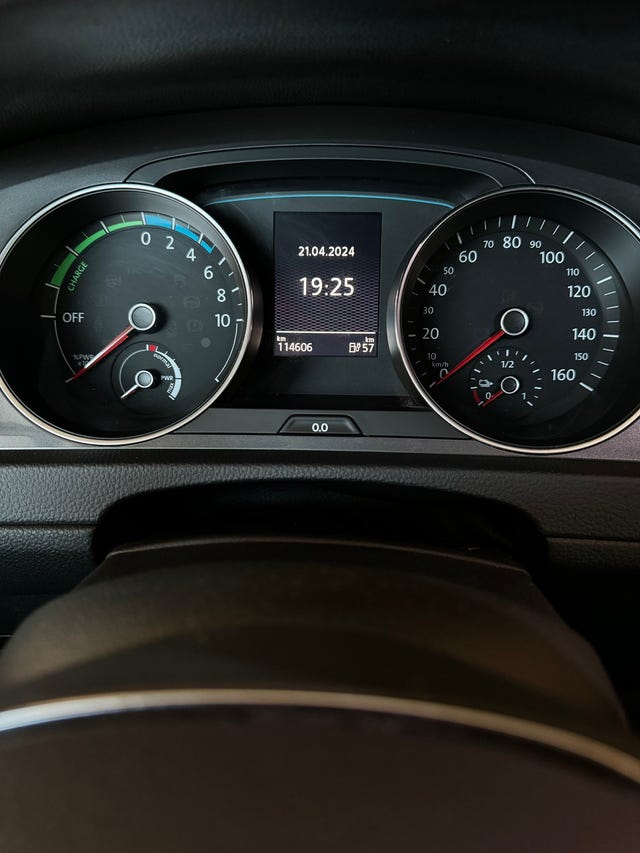 2015 VOLKSWAGEN GOLF - 16