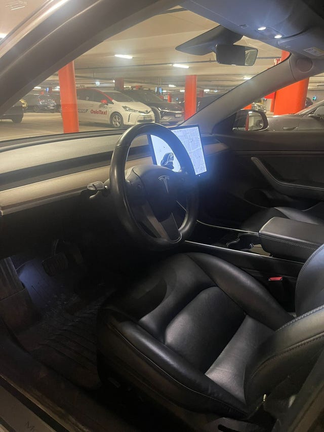 5YJ3E7EB6KF368530 2019 TESLA MODEL 3-2