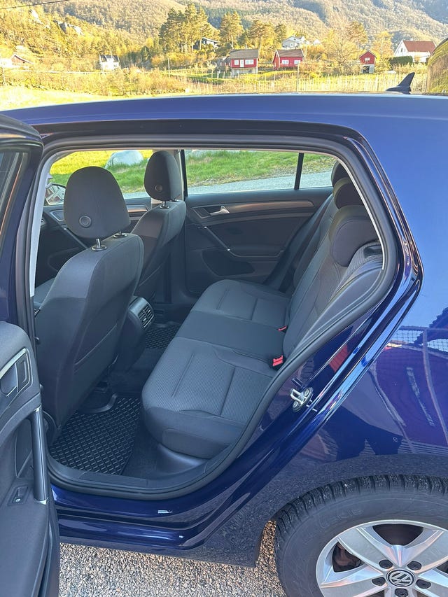 WVWZZZAUZKW912249 2019 VOLKSWAGEN GOLF-2