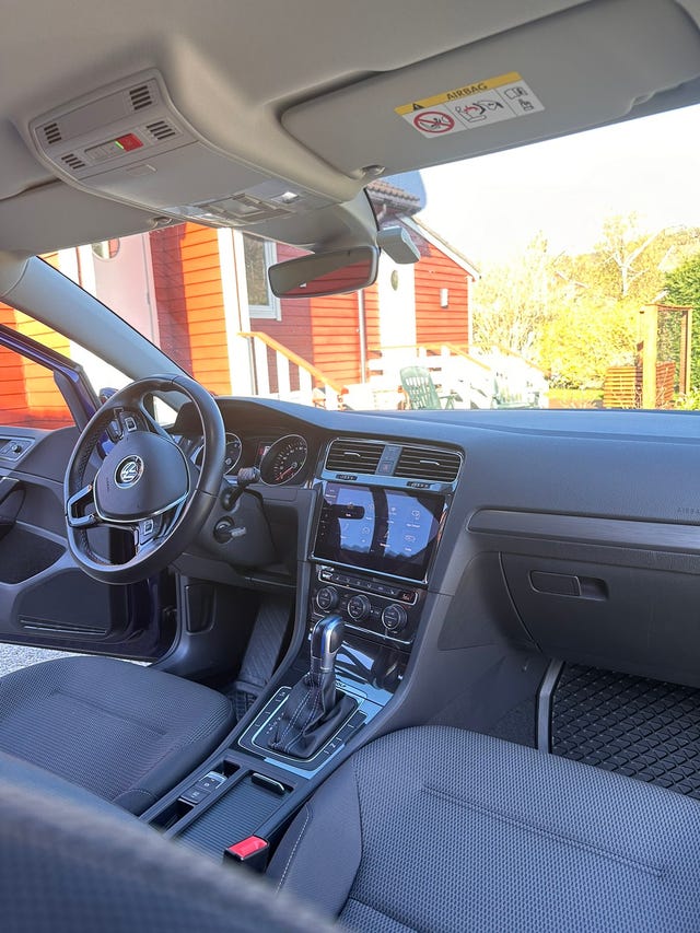 2019 VOLKSWAGEN GOLF - 10