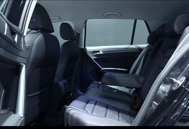 WVWZZZAUZKW916216 2019 VOLKSWAGEN GOLF-3