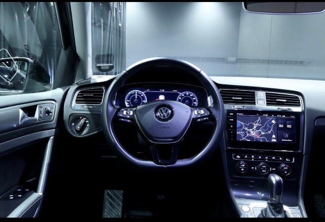 2019 VOLKSWAGEN GOLF - 7