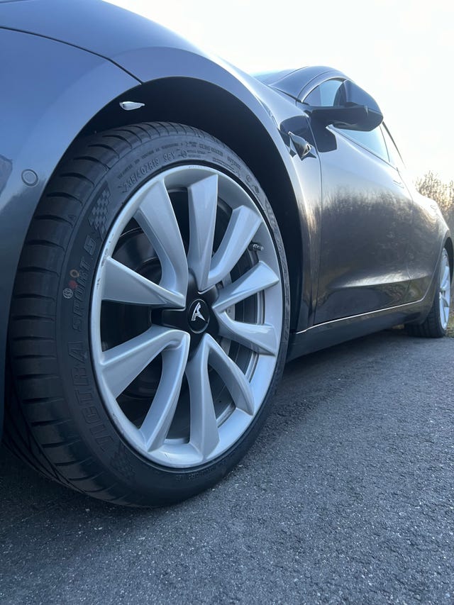 2019 TESLA MODEL 3 - 9