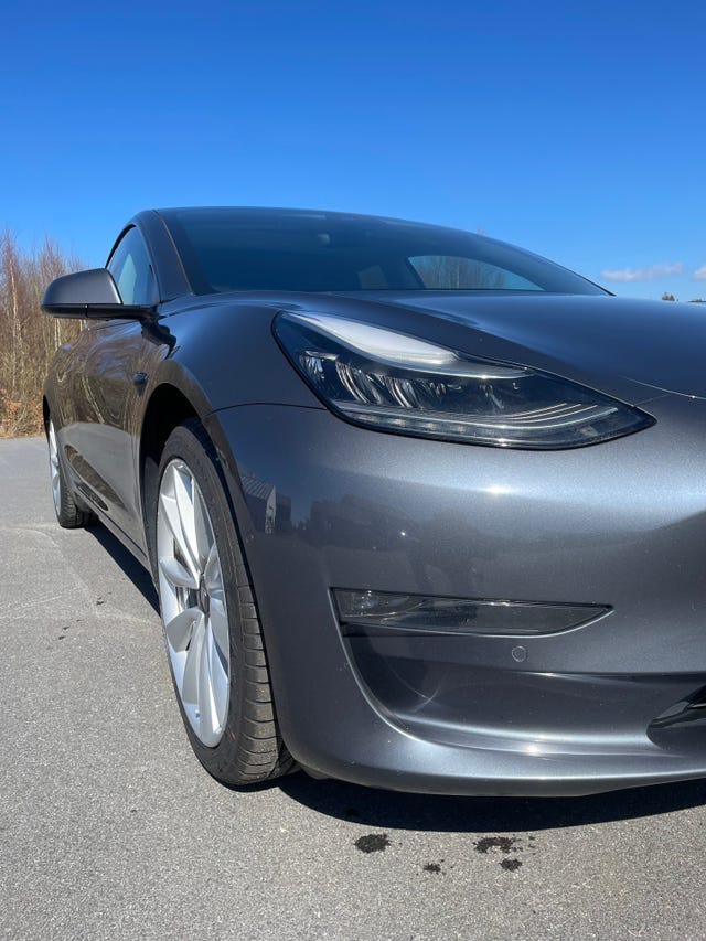 5YJ3E7EB2KF201923 2019 TESLA MODEL 3-5