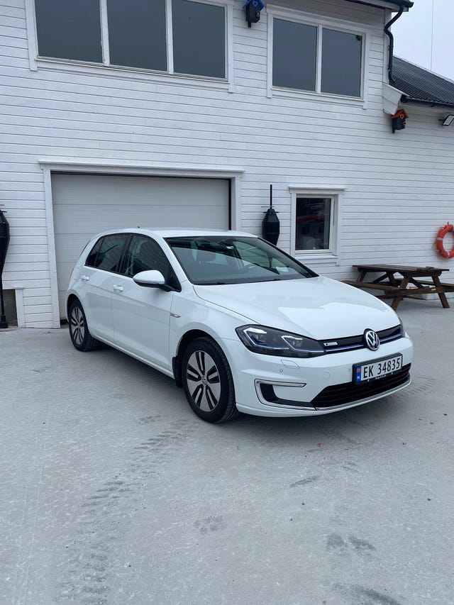 WVWZZZAUZJ8900869 2018 VOLKSWAGEN GOLF-0