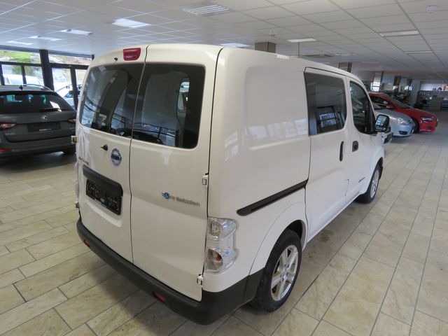 VSKYAAME0U0608641 2019 NISSAN E-NV200-4