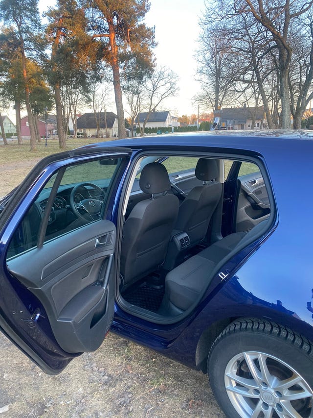 2019 VOLKSWAGEN GOLF - 18