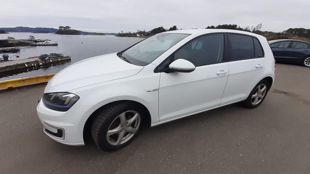 2015 VOLKSWAGEN GOLF - 8