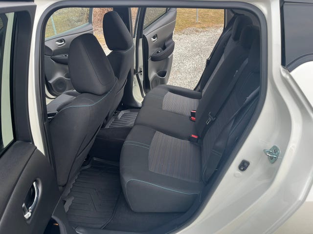 2021 NISSAN LEAF - 13