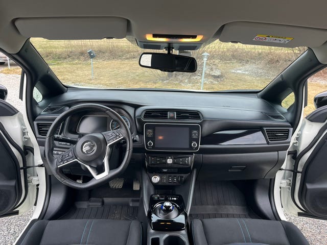 2021 NISSAN LEAF - 12