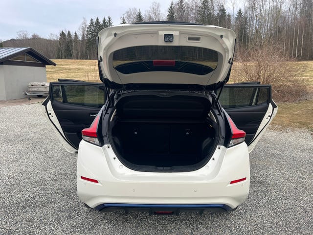 2021 NISSAN LEAF - 9
