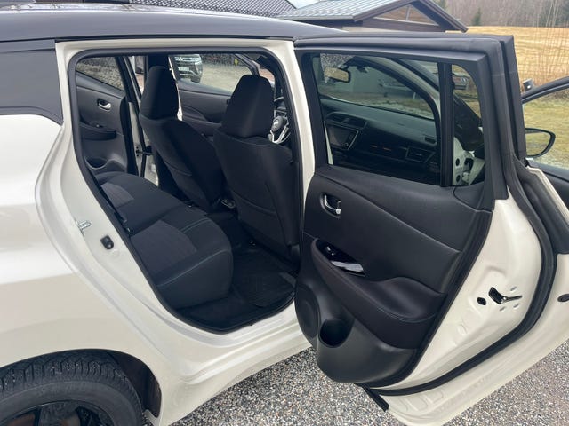 2021 NISSAN LEAF - 15