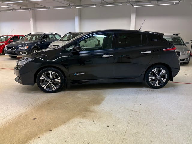 SJNFAAZE1U0017367 2018 NISSAN LEAF-5