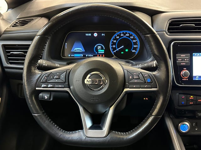 2018 NISSAN LEAF - 20