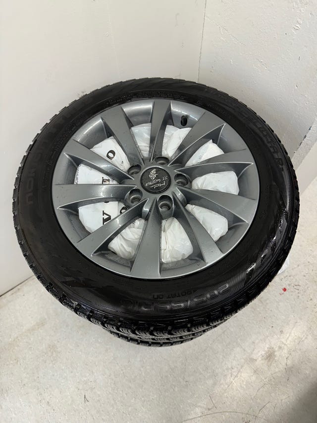 2018 NISSAN LEAF - 26