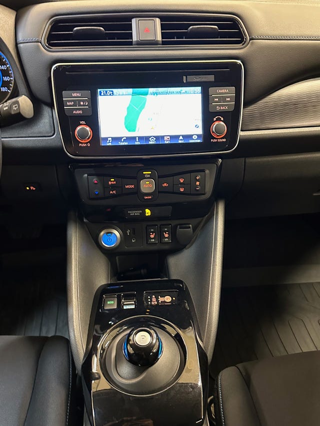 2018 NISSAN LEAF - 21
