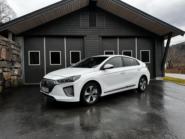 KMHC851JFMU079347 2021 HYUNDAI IONIQ-0