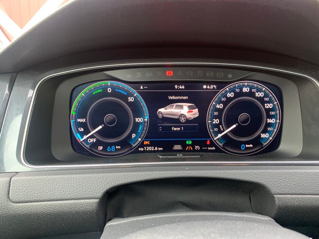 2018 VOLKSWAGEN GOLF - 9