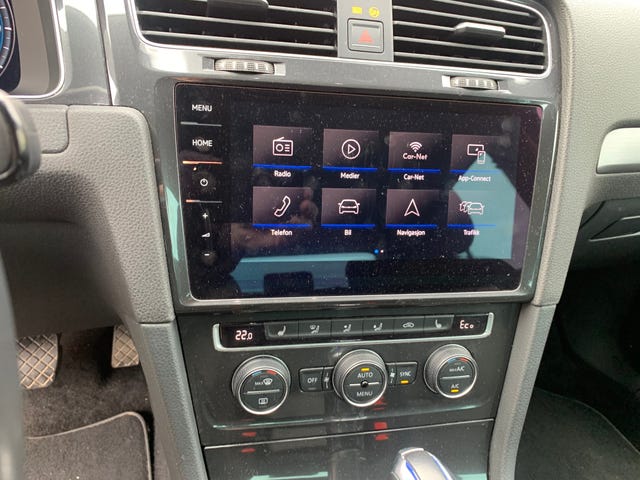 2018 VOLKSWAGEN GOLF - 11