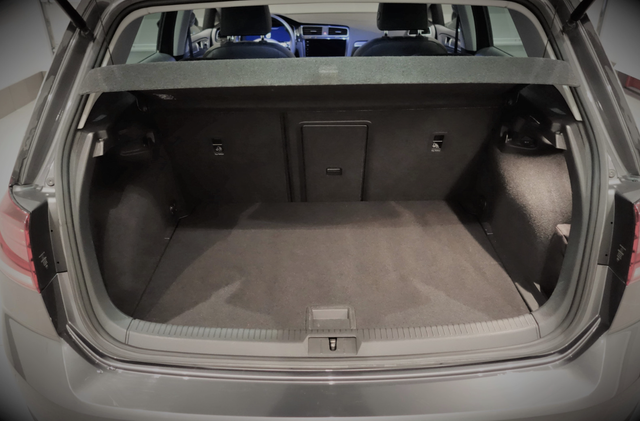 2018 VOLKSWAGEN GOLF - 12