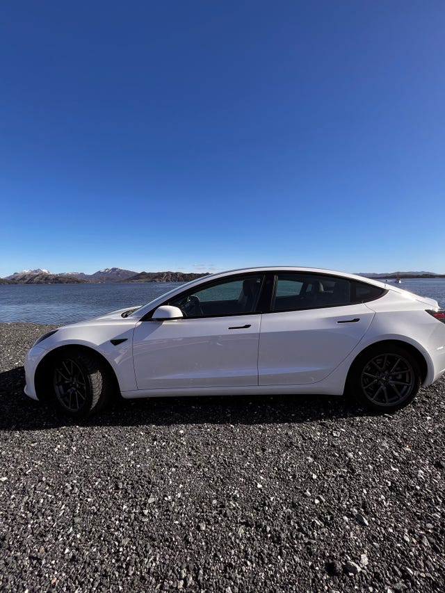 5YJ3E7EB4MF840453 2021 TESLA MODEL 3-5