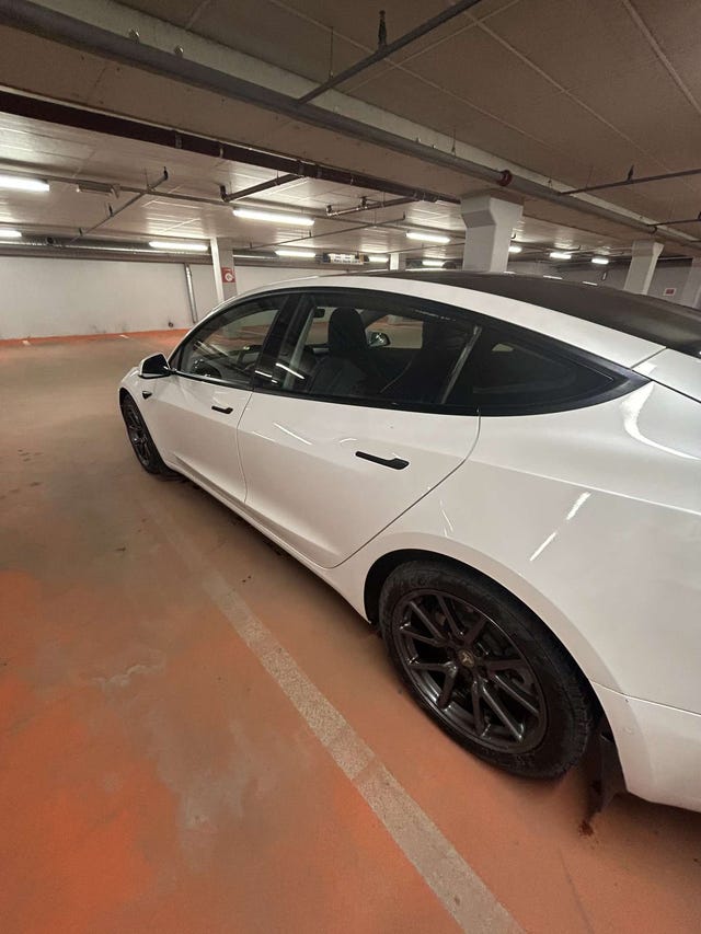 5YJ3E7EB9MF824023 2021 TESLA MODEL 3-3