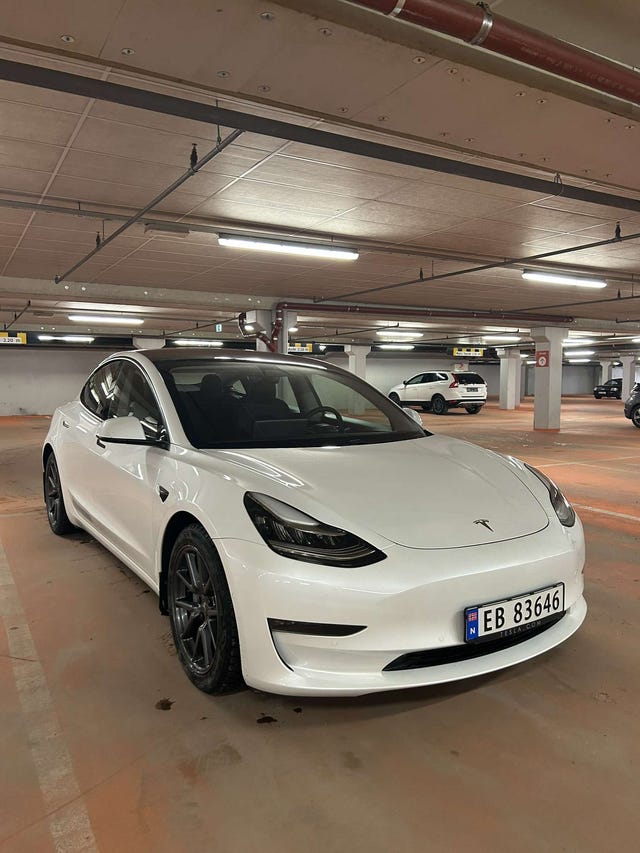 5YJ3E7EB9MF824023 2021 TESLA MODEL 3-0
