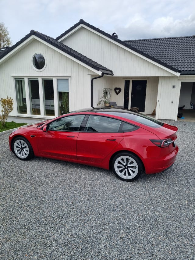5YJ3E7EB2MF881678 2021 TESLA MODEL 3-2