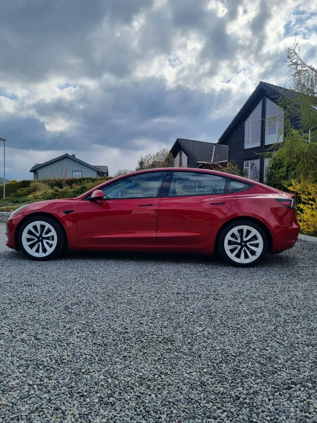 5YJ3E7EB2MF881678 2021 TESLA MODEL 3-1