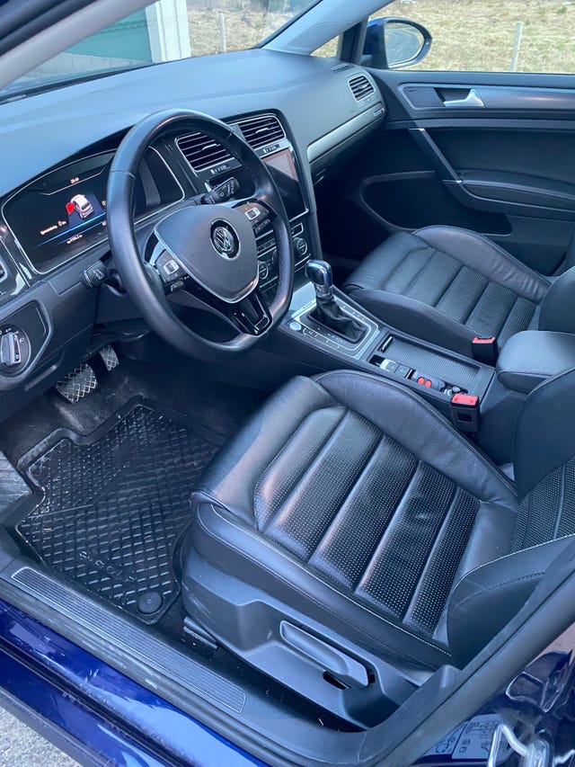 2019 VOLKSWAGEN GOLF - 10