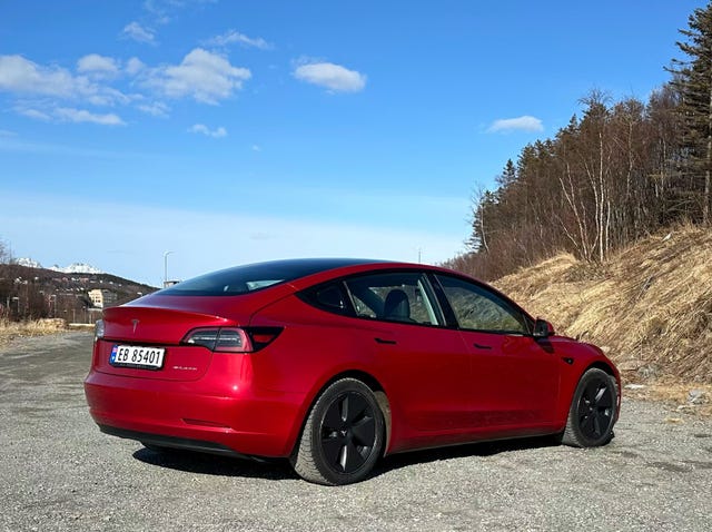 5YJ3E7EB8MF819010 2021 TESLA MODEL 3-1