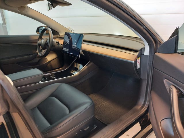 5YJ3E7EB8KF229810 2019 TESLA MODEL 3-1