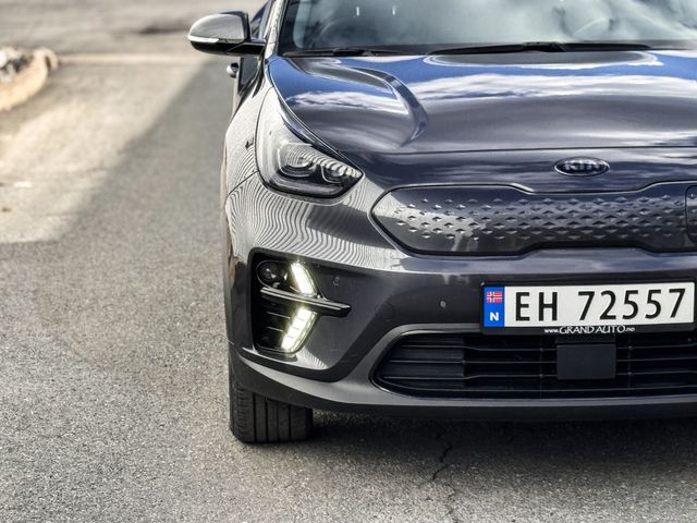 2020 KIA E-NIRO - 7