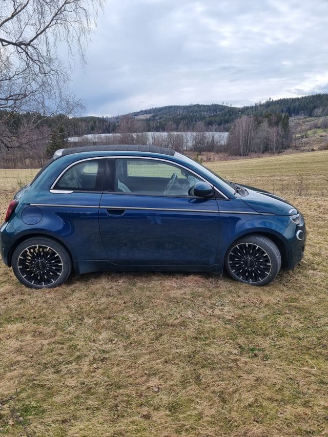 2021 FIAT 500 - 11