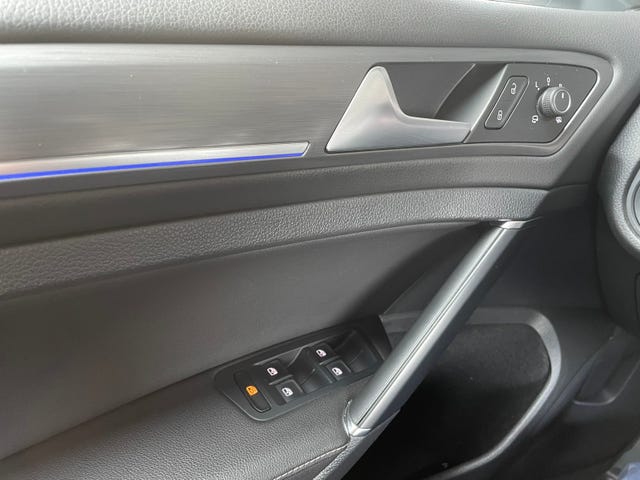 2018 VOLKSWAGEN GOLF - 13