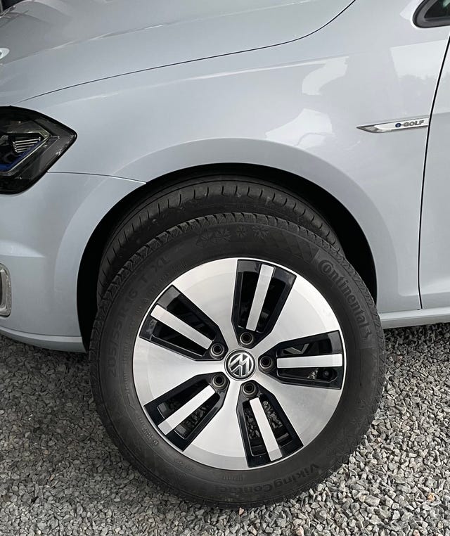 2018 VOLKSWAGEN GOLF - 17