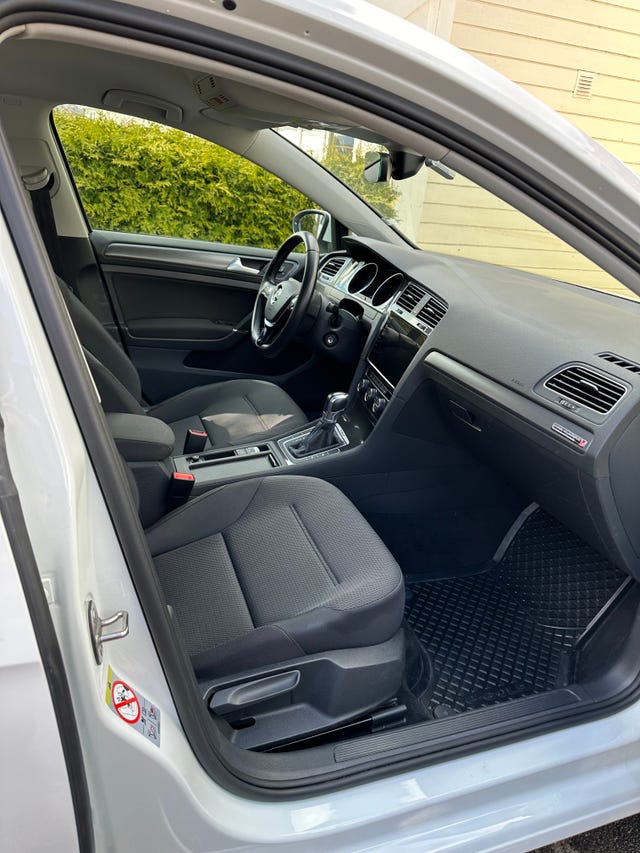 2018 VOLKSWAGEN GOLF - 12
