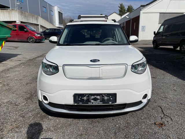 KNAJP81EFH7020051 2017 KIA SOUL-0