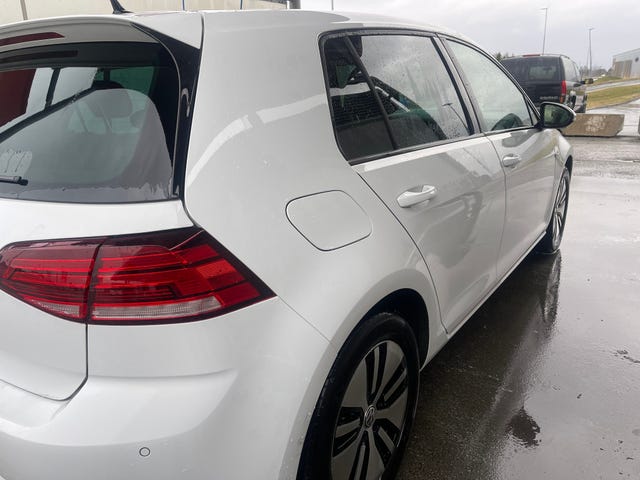 2018 VOLKSWAGEN GOLF - 9