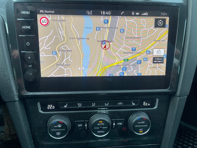 2018 VOLKSWAGEN GOLF - 40
