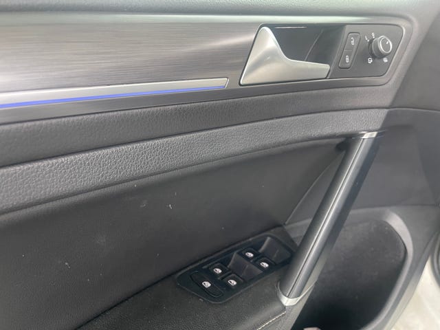 2018 VOLKSWAGEN GOLF - 26