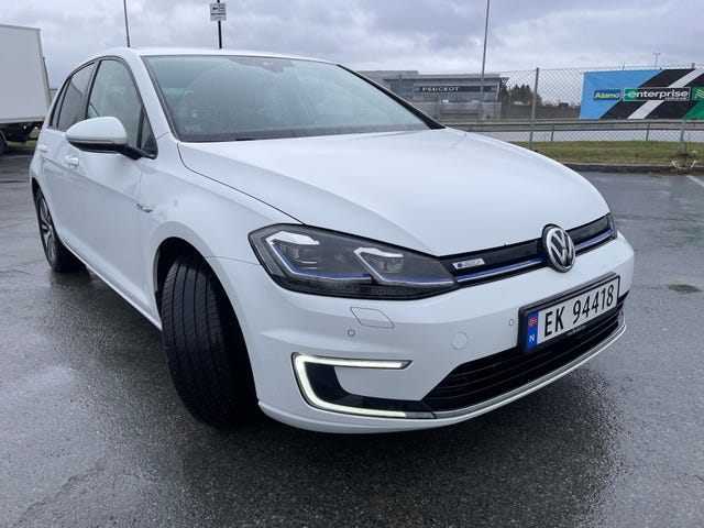 2018 VOLKSWAGEN GOLF - 12