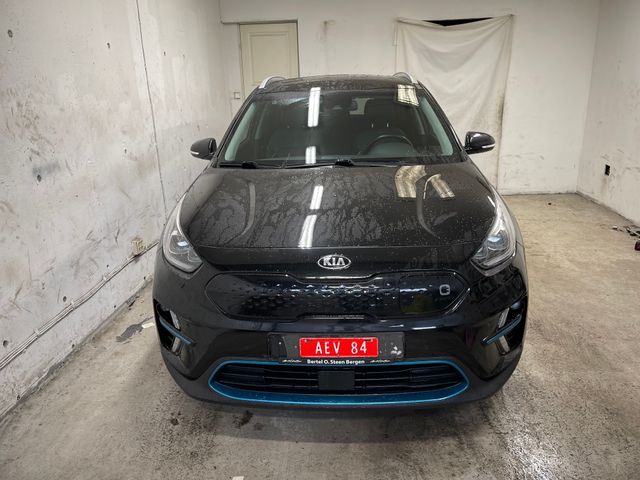 KNACC81GFK5007750 2019 KIA E-NIRO-2