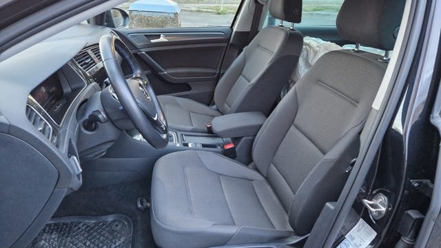 2019 VOLKSWAGEN GOLF - 16