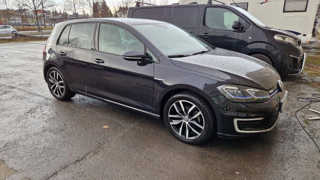 WVWZZZAUZK8908478 2019 VOLKSWAGEN GOLF-2