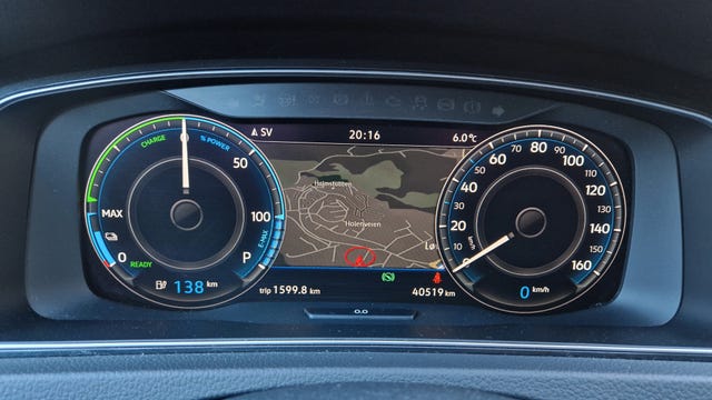 2019 VOLKSWAGEN GOLF - 18