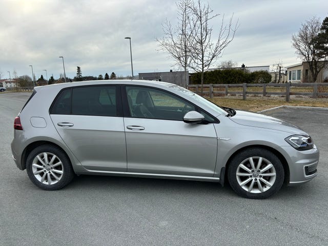 WVWZZZAUZK8910339 2019 VOLKSWAGEN GOLF-3